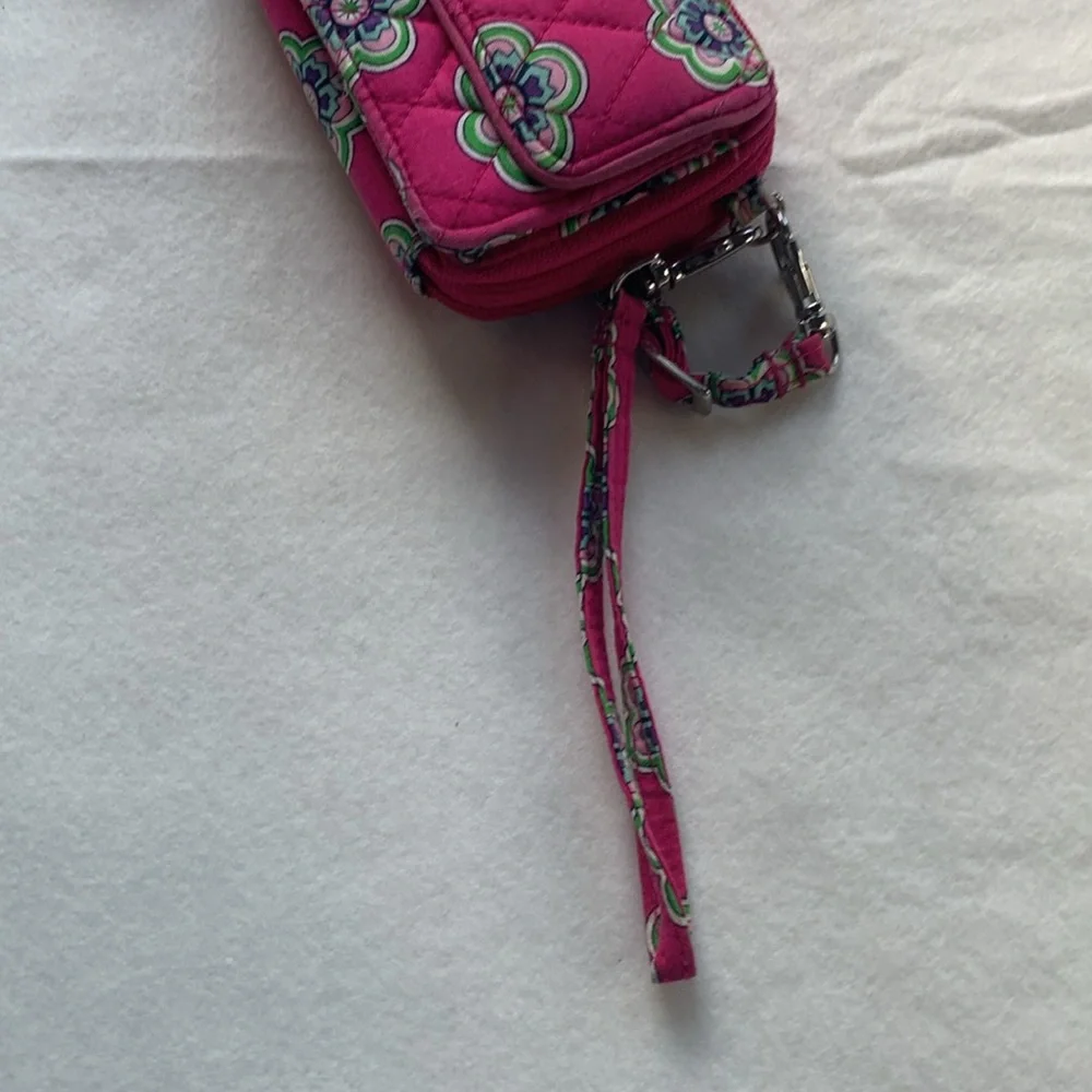 Vera Bradley Wallet with Wristlet &‎ Crossbody Straps - Picture 4 of 8